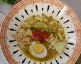 Foto langkah ke 4 dari resep Soto Ayam Kuah santan.