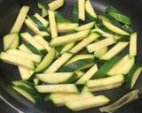 櫛瓜炒蛋的食譜步驟2照片