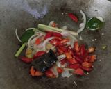 Foto langkah ke 2 dari resep Ayam, Tahu Masak Kecap.