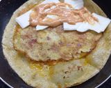 Foto langkah ke 6 dari resep 42. Quesadilla Telur Kornet Keju.