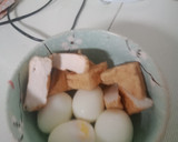 Foto langkah ke 1 dari resep Semur Tahu Telur.