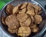 A picture of step 5 of Papdi Chaat.