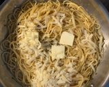 A picture of step 8 of Pasta with shrimp, tarragon and lemon.