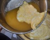 Foto langkah ke 3 dari resep Bolu labu kuning panggang lembut topping keju.