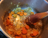 Foto del paso 2 de la receta: Pollo guisado a la antigua