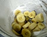 A picture of step 4 of Banana Kulfi.