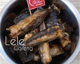 Foto langkah ke 5 dari resep Mangut Lele Goreng.