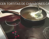 Foto del paso 2 de la receta: Tortillas o tortitas de camarones,