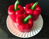 A picture of step 3 of Roasted Red Bell Pepper.