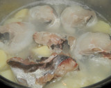 Foto del paso 3 de la receta: Caldeirada de merluza