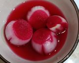 A picture of step 5 of White wine vinegar onion.
