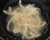 Foto langkah ke 5 dari resep Kue Bawang / Stik Bawang.