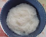 Foto langkah ke 2 dari resep Goreng Bihun Putih.
