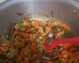 A picture of step 2 of Tikka macroni.