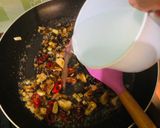 Foto langkah ke 3 dari resep Pokcoy Telur dan Sosis.