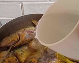Foto langkah ke 6 dari resep Sup Ikan Tongkol Kuah Kuning.