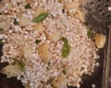 A picture of step 2 of Sabudana Khichdi.