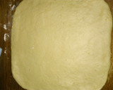 Foto del paso 2 de la receta: Rosca de pascua rellena de dulce de leche