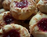Foto langkah ke 6 dari resep Thumbprint Cookies.