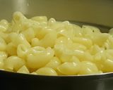 A picture of step 1 of Masala macaroni.