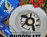 A picture of step 10 of Oreo chocolate cake.