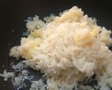 A picture of step 2 of Aloo ka halwa.