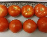 Foto del paso 1 de la receta: Tomates rellenos de arroz y atún🍅