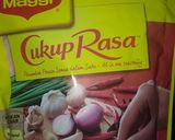 Gambar langkah 4 resipi Sambal tumis fishball.