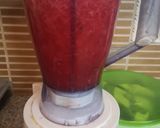 A picture of step 1 of Water melon cooler.