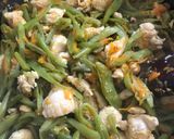 Foto del paso 2 de la receta: Porotos verdes salteados con pollo