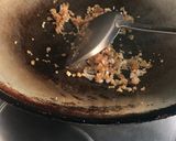 A picture of step 2 of Easy Pad Thai with Shrimp.