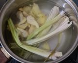 Foto langkah ke 1 dari resep Es Kunyit Creamy.