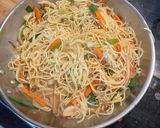 A picture of step 5 of Yakisoba (焼そば).