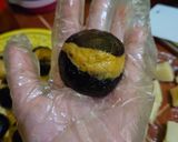 Foto langkah ke 9 dari resep Chocolate Mochi Cookies.
