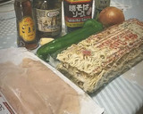 Foto del paso 1 de la receta: Fideos yakisoba con pollo