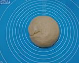 Foto langkah ke 2 dari resep Roti manis isi pisang keju.