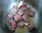 Foto del paso 2 de la receta: Jarrete de ternera con garbanzos al ras el hanout y verduras