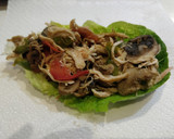 Foto del paso 5 de la receta: Taco de lechuga con pollo desmechado sazonado