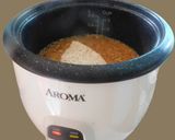 A picture of step 5 of Arisi uppuma (rice uppuma).