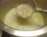 A picture of step 3 of Vermicelli Custard.