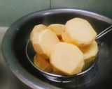 Hình bước làm 2 của món Cà ri vịt xiêm