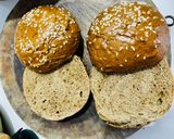 Hình bước làm 1 của món Burger trứng tự làm đơn giản