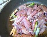 芹菜管炒小卷的食譜步驟2照片