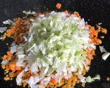 Foto del paso 5 de la receta: Fideuà vegetariana con hierbabuena y garbanzos