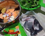 Foto langkah ke 1 dari resep Sayur Asam Ubi Rambat.