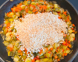 Foto del paso 4 de la receta: Risotto de verduras y pesto de ajos silvestres o ajos de los osos