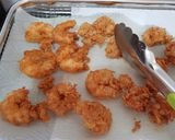 Foto langkah ke 7 dari resep Udang Goreng Tepung.