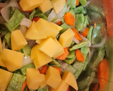 Foto del paso 3 de la receta: Puré de calabacín, judías verdes, patatas y zanahorias