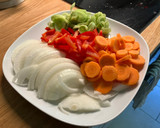 Foto del paso 2 de la receta: Muslos de pollo a la cerveza