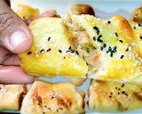 A picture of step 5 of Chicken Alfredo Bread.